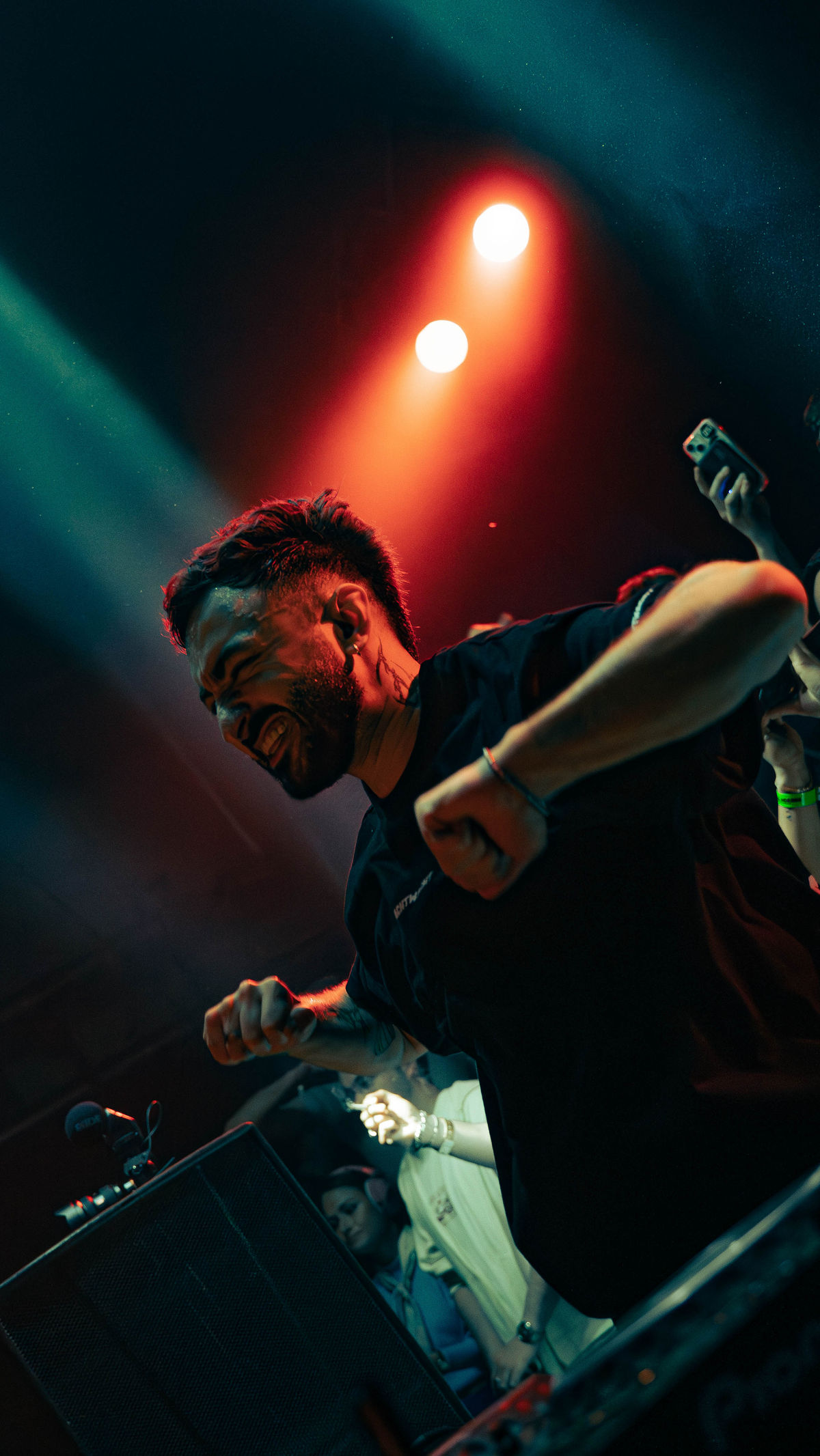 Loading... just a sec